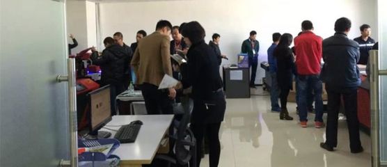 深圳手机外壳彩印机 手机外壳万能打印机 生产厂家